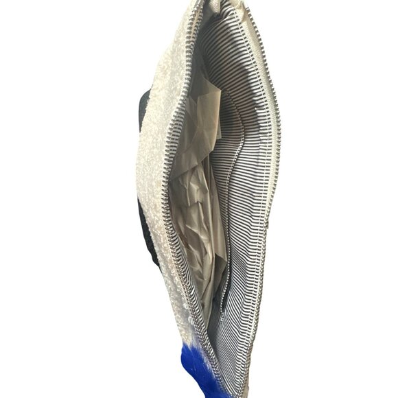 Old Navy Two-Tone Patchwork Sherpa Clutch Purse for Women - Picture 4 of 4